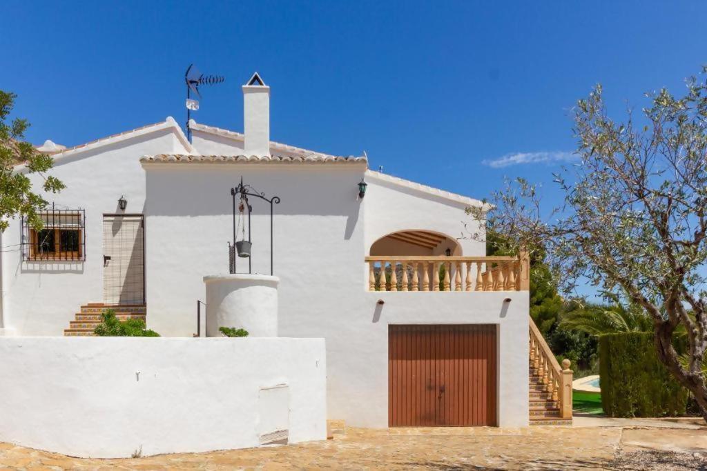 Olivos Con Piscina * Jávea
