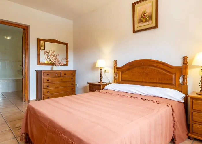 Chalet Los Olivos Con Piscina
